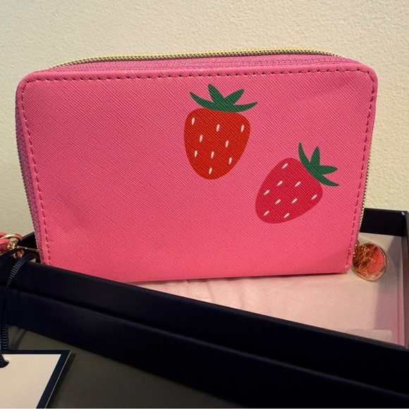Dabney Lee Pink Strawberry Wristlet Zip Wallet New in Box - Picture 2 of 7